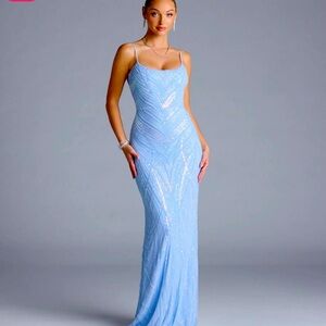 Elegant Blue Evening Gown